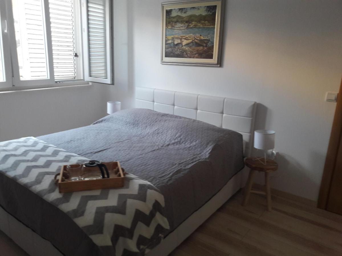 Apartment Tea Primošten Dış mekan fotoğraf