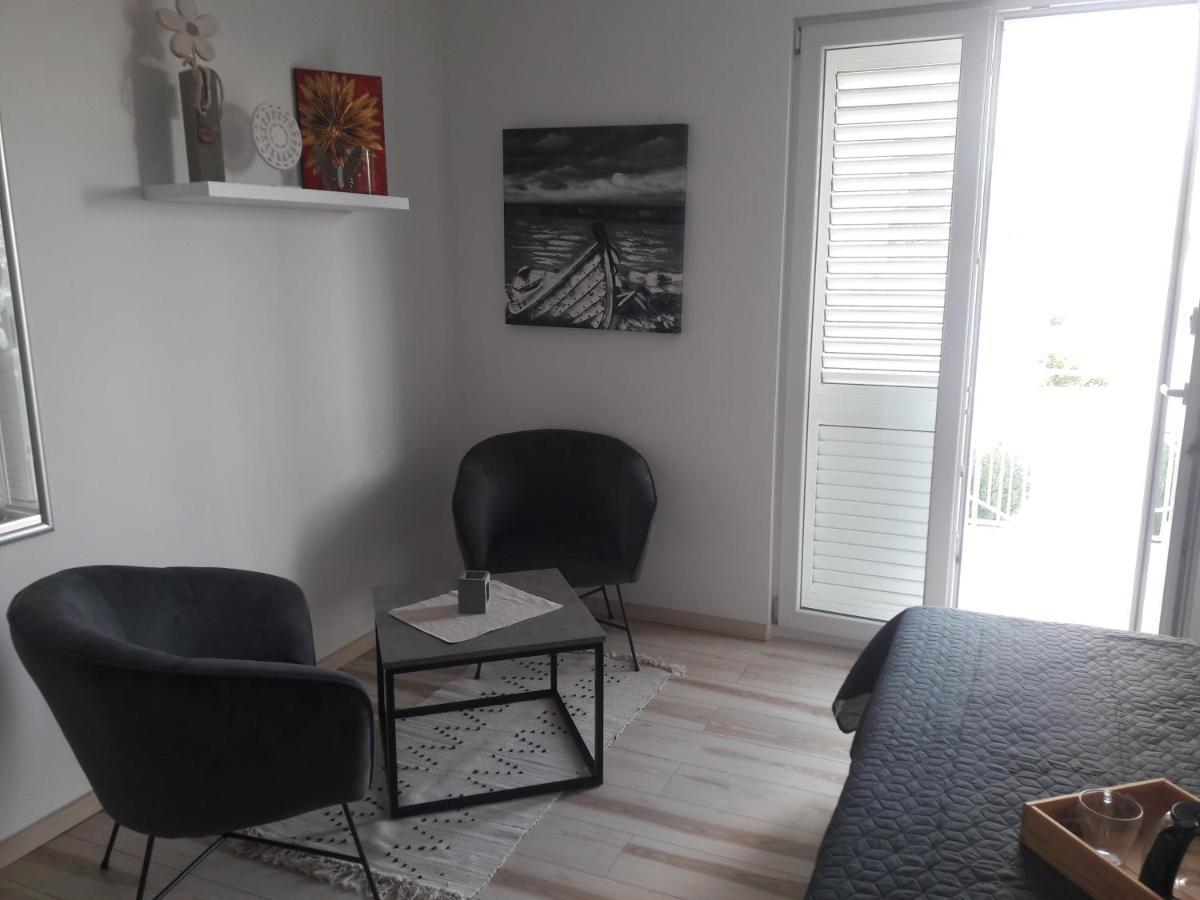 Apartment Tea Primošten Dış mekan fotoğraf